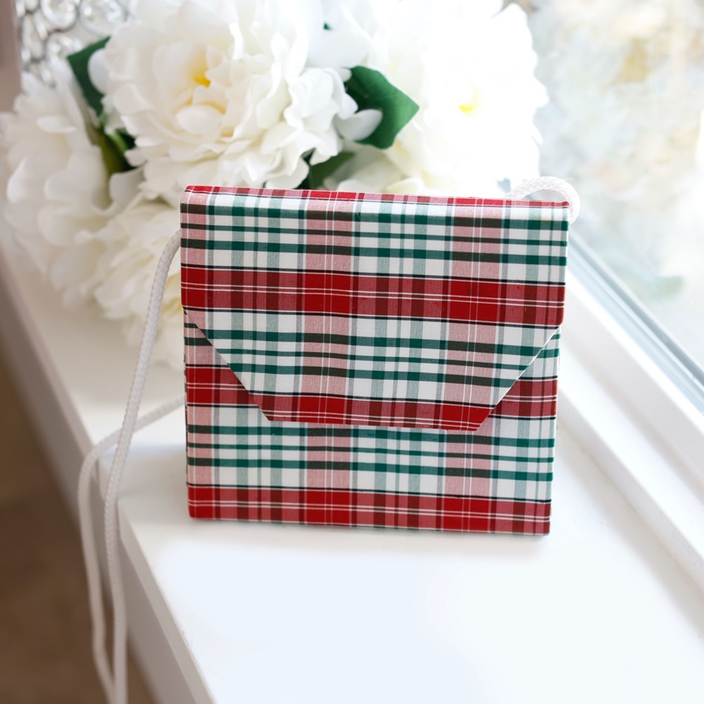 Strasburg Silk Plaid Purse NWOT- Matches Strasburg Red or Green Silk Dresses